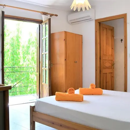 Antonis Tasios Casa de hóspedes 3*