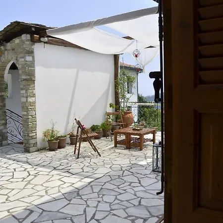 Antonis Tasios Guest house